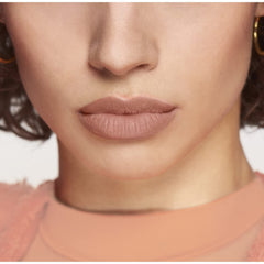 L’Oréal Paris Color Riche Ultra Matte Free the Nudes 02 No Cliche, farbintensiver Lippenstift im zarten Nude-Ton, ultra-mattes Finish