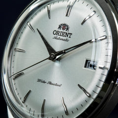 Orient Bambino 38mm - Klassische Herrenarmbanduhr mit Automatik Handaufzug, Lederarmband, Edelstahlgehäuse, Analoganzeige - RA-AC0M