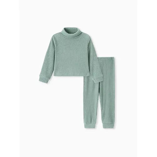 Patpat 2pcs Toddler Girl Solid Color Ribbed Turtleneck Long-sleeve Tee and Elasticized Pants Set Green