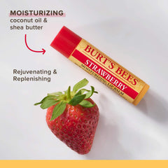Burt's Bees (Strawberry) - 100% Natural Moisturising Lip Balm, Strawberry with Beeswax & Fruit Extracts - 4 Tubes
