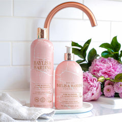 Baylis & Harding Elements Pink Blossom & Lotus Flower Body Wash, 500 ml | Vegan | Floral, Fruity & Coconut Water | Moisturising & Hydrating