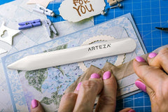 Arteza Bone Folders, Set of 4, Scoring Tools for Origami Paper Crafts, Art Supplies for Book Binding, Card Making, and Paper Folding