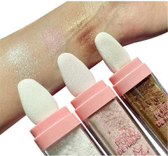 Highlighter Powder Stick, Body Glitter Highlighter Makeup, Brightens Makeup Stick for Face Body Hair Cosmetic, Highlighter Body Brightens the Natural Three-dimensional Face Powder Blusher 3 Pack