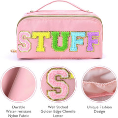 Aquafalcon Makeup Bag, Large Capacity Travel Cosmetic Bag, Chenille Letter Open Flat PU Stuff Makeup Bag, Portable Travel Makeup Bag With Handle and Divider Flat Lay Makeup Organizer Bag, Pink