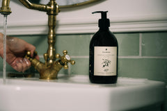 Organic Premium Soap, Hand and Body Liquid Soap with Olive Oil, liquid soap, Pure Clean, Naturally Gentle – Organic, Natural Eanna Liquid Soap.