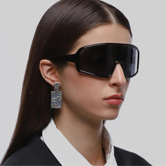 Flaneur Stylish Polarized Sunglasses for Women & Men Square-Frame - UV Protection, Lightweight, Scratch-Resistant, Trendy Eyewear & Accessories for Ladies UV400