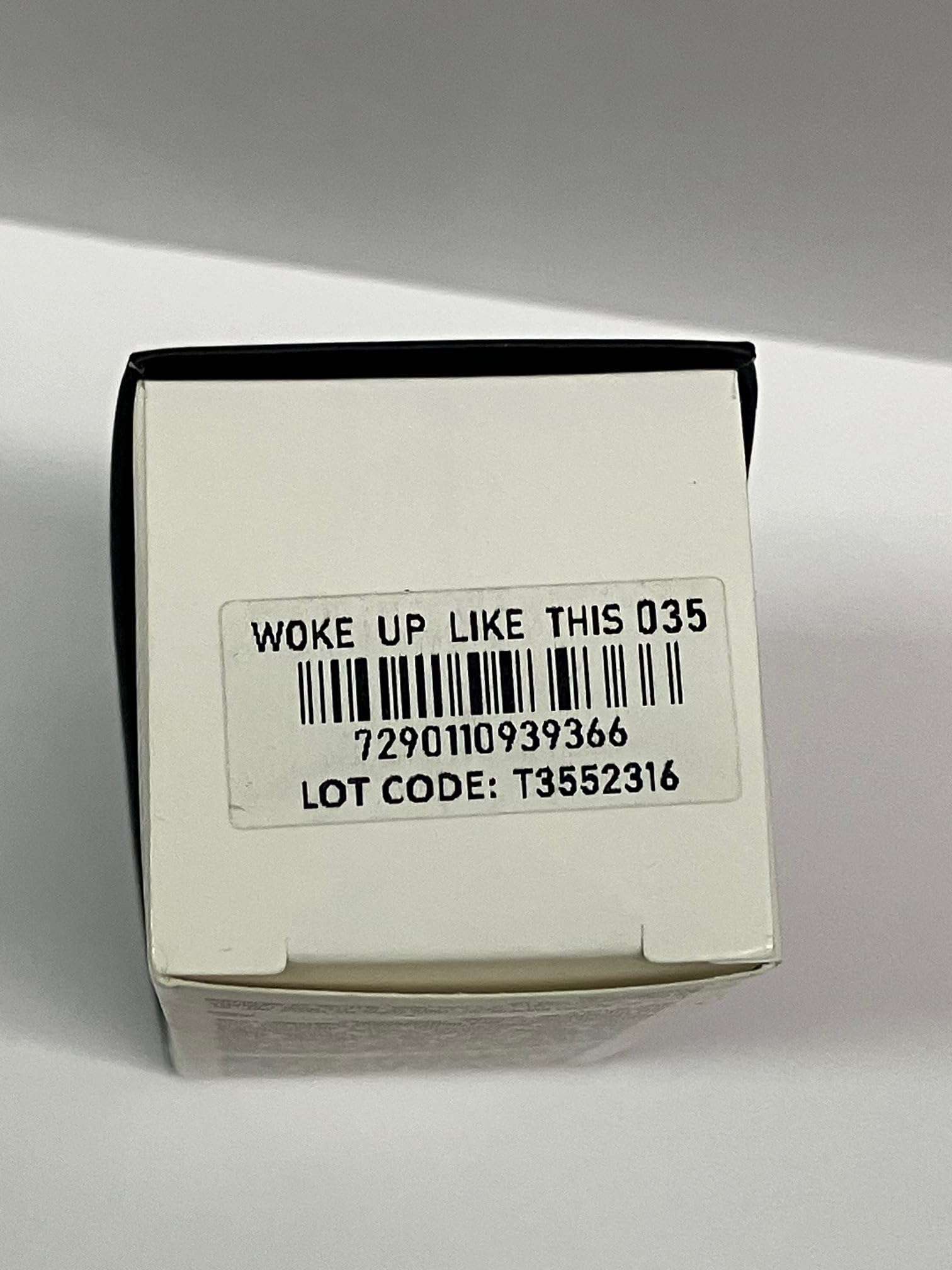 Il Makiage Woke Up Like This Flawless Liquid Foundation, Full Coverage, Matte Finish, 30 ml, Shade 035