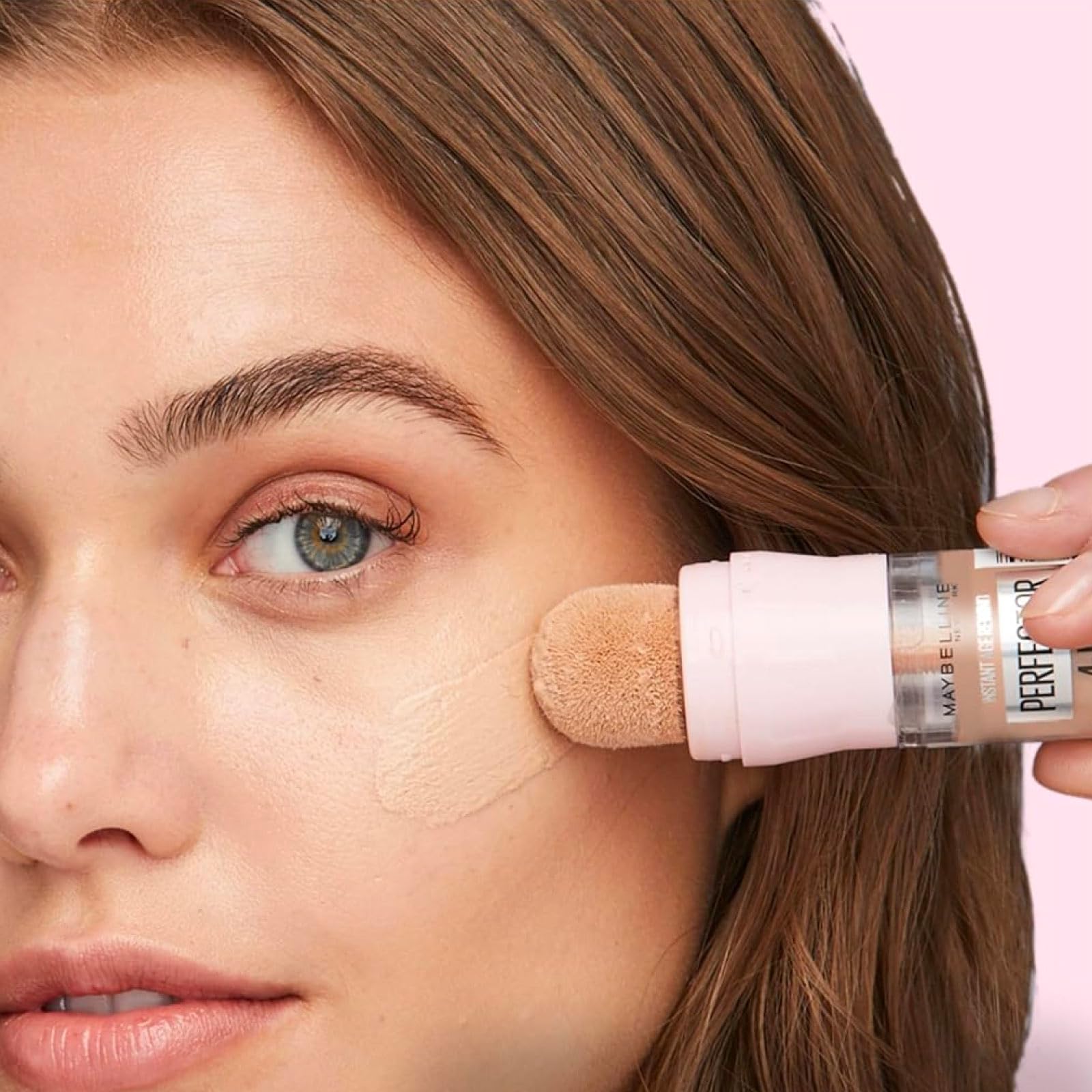 Maybelline New York Instant Age Perfector Glow 4-in-1 Concealer BB Cream Highlighter Primer Colour 01 Light Claire with Application Sponge - 2 Bottles of 20 ml