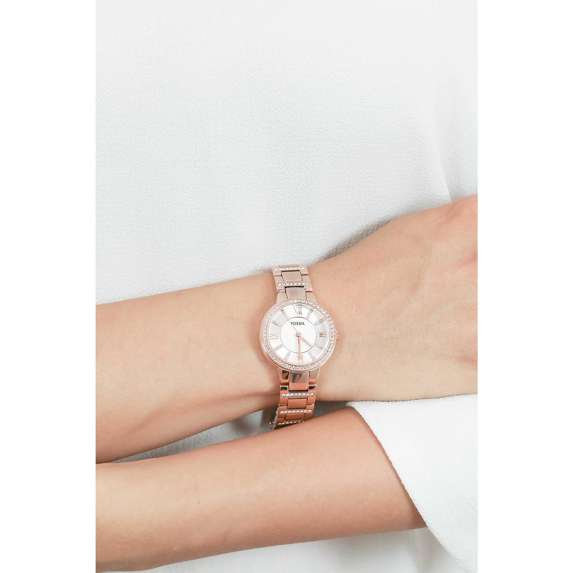 Fossil Womens Quartz Watch, Analog Display and Stainless-Steel Strap Rose Gold/White