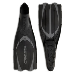 Cressi Pluma Fins - High Quality Unisex Full Foot Fins for Diving, Snorkelling, Swimming - Black/Silver