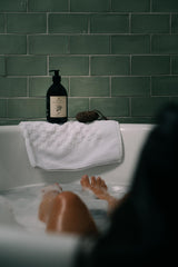 Organic Premium Soap, Hand and Body Liquid Soap with Olive Oil, liquid soap, Pure Clean, Naturally Gentle – Organic, Natural Eanna Liquid Soap.