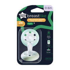 Tommee Tippee Breast-Like Soother Night, Glow in the Dark, Skin-Like Texture, Symmetrical Orthodontic Design, BPA-Free, Includes Steriliser Box, 0-6m, Pack of 2 Dummies