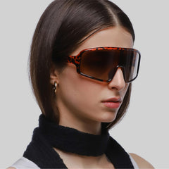 Flaneur Stylish Polarized Sunglasses for Women & Men Square-Frame - UV Protection, Lightweight, Scratch-Resistant, Trendy Eyewear & Accessories for Ladies UV400
