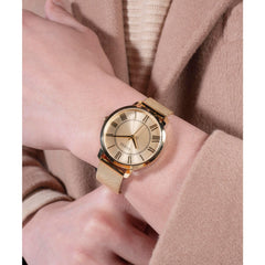 Guess Tucker Analog Watch for Men, 40 mm Case Width, Gold Tone/Champagne