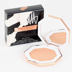 FENTY BEAUTY BY RIHANNA Sun Stalk'r Instant Warmth Bronzer ((Shady Biz))
