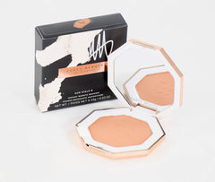 FENTY BEAUTY BY RIHANNA Sun Stalk'r Instant Warmth Bronzer ((Bajan Gyal))