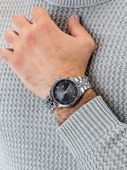 CITIZEN Men's Analogue Eco-Drive Watch with a Stainless Steel Band