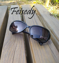 FEISEDY Women Polarized Sunglasses 100% UV400 Vintage Square Sun Glasses Outdoor Driving Fashion Shades for Women B2526