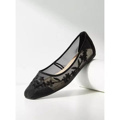 MAX FASHION Floral Embroidered Slip-On Ballerina Shoes-Black