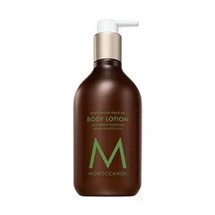 Moroccanoil Body Lotion, Lightweaight Hydration Argan Oil with Aloe, Absorbs quickly to leave Skin Softer, Smoother and more Radiant - 12.2 Ounces