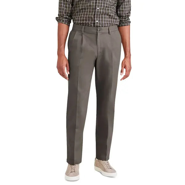Dockers Men's Signature Classic Fit Pleated Iron Free Pants