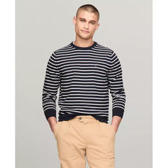 Men's Essential Solid Crew Neck Sweater