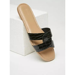 MAX FASHION Textured Slip-On Sandals-Black