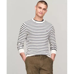 Men's Essential Solid Crew Neck Sweater