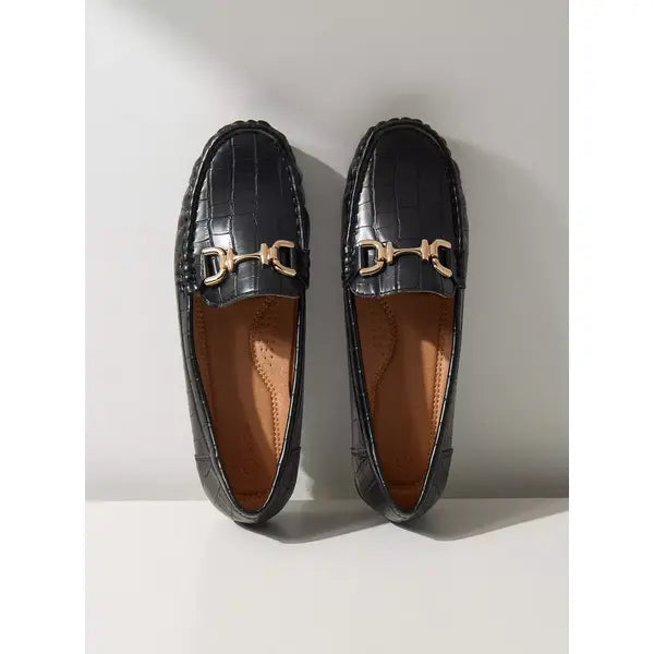 MAX FASHION Textured Metal Accent Loafers-Black