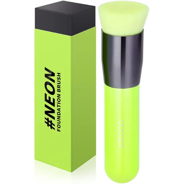 Docolor Angled Kabuki Foundation Brush Synthetic Professional Face Blush Liquid Powder Foundation Makeup Brush for Blending Liquid, Cream or Flawless Powder