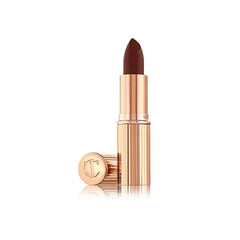 Charlotte Tilbury K.I.S.S.I.N.G Lipstick – Moisturizing, Hydrating Lipstick with Light-Diffusing Pigments for a Luminous Finish & Fuller-Looking Lips