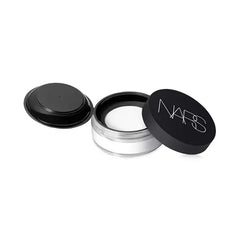 NARS Light Reflecting Loose Setting Powder for a Flawless, Matte Finish