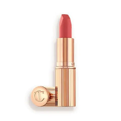 Charlotte Tilbury Matte Revolution Lipstick – Long-Lasting Matte Lipstick with Buildable Color, Creamy Blendable Formula & Lip-Loving Ingredients